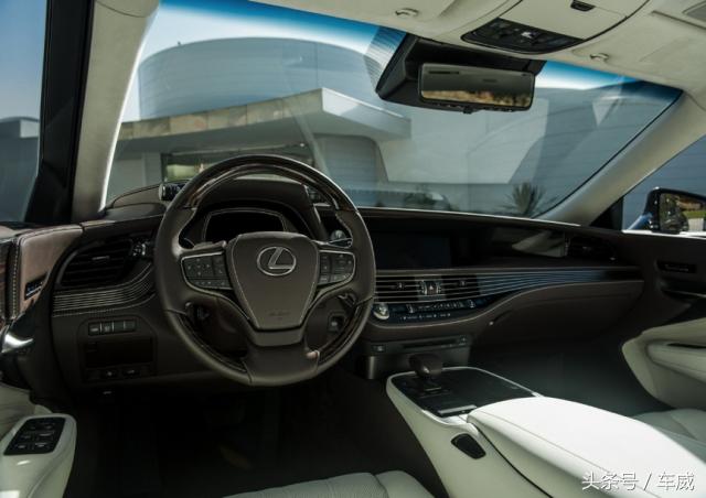 评雷克萨斯ls四驱,雷克萨斯ls科技灰