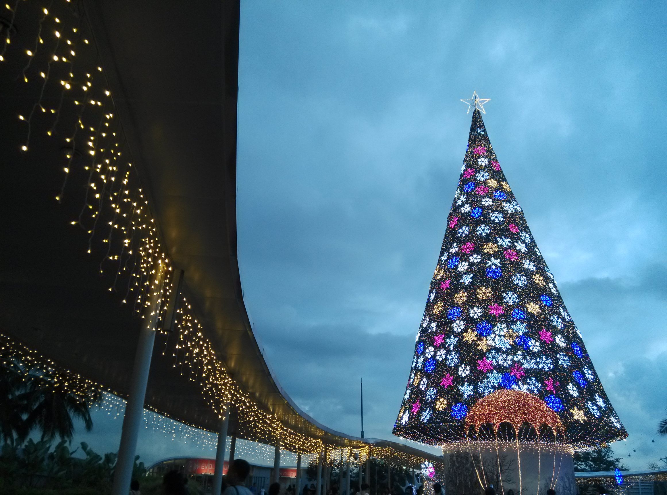 林俊杰巴黎时装周vlog,巴黎时装周偶遇林俊杰