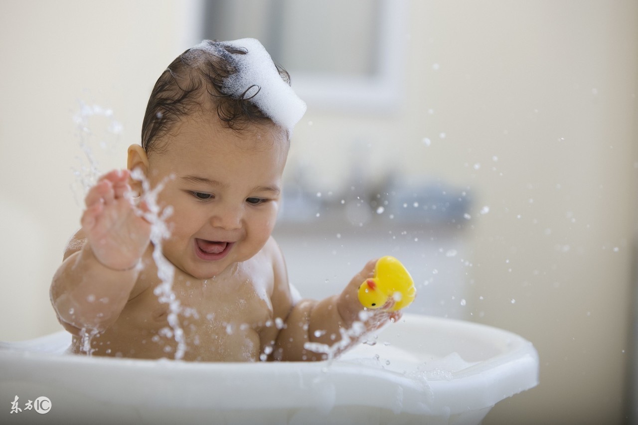 小朋友输液家长照顾,宝宝输液哭闹怎么哄
