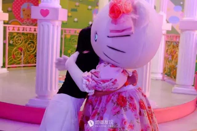 hellokitty乐园套票两大两小,hellokitty主题乐园亚洲最大