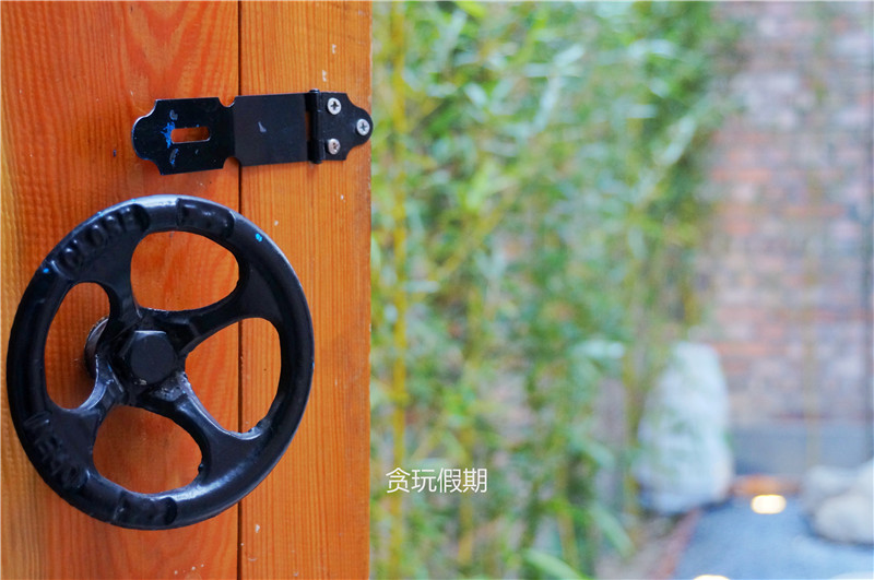 后院，北京越冷它越火，不仅有微墅还有全北京唯一的嘻哈主题房