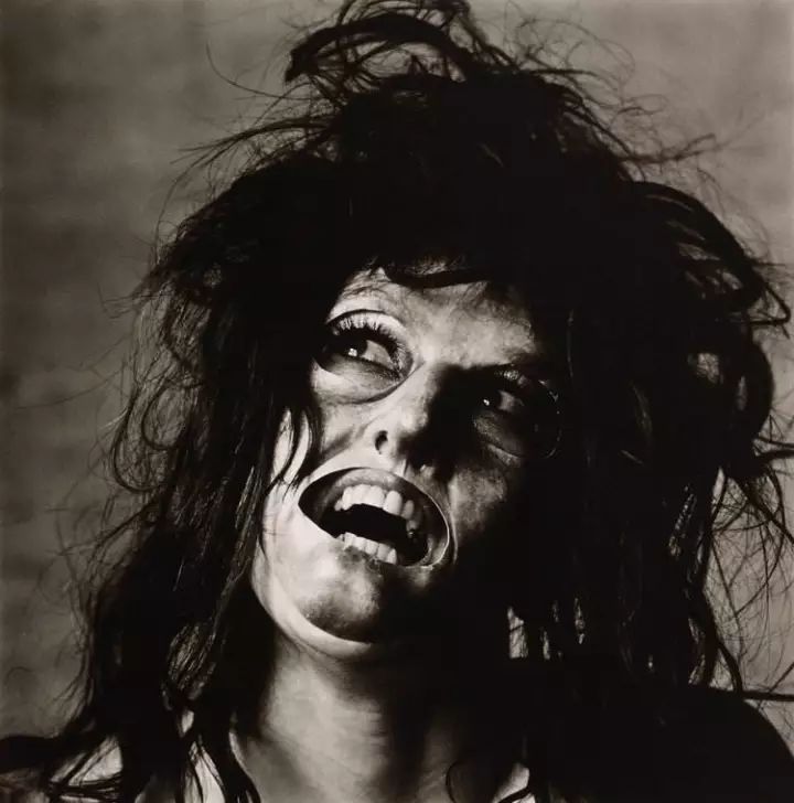 世界摄影大师经典作品欣赏,摄影100张世界摄影大师的黑白作品