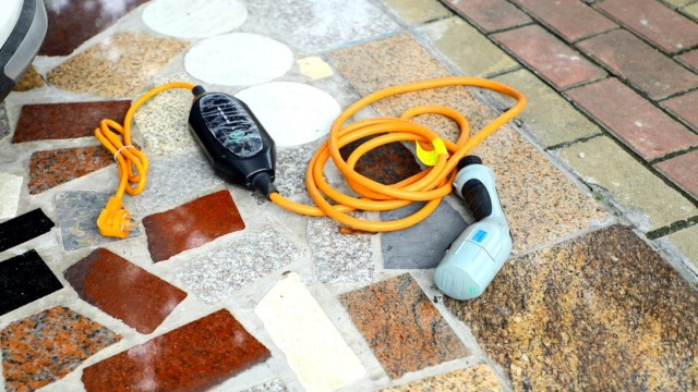 实测知豆d2s续航里程是多少,知豆D2S续航到底是255还是155