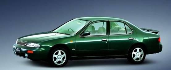 2012年蓝鸟轩逸,蓝鸟轩逸第一代