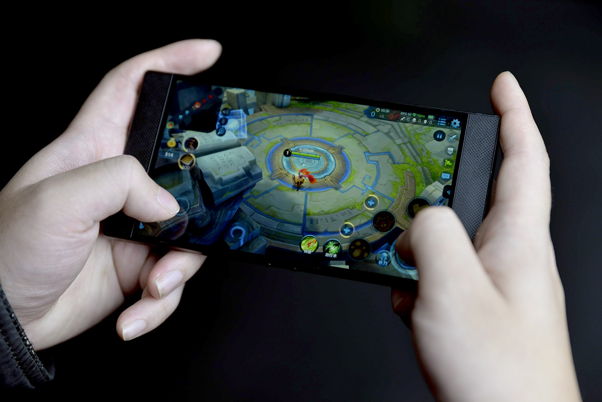 雷蛇razerphone2,雷蛇razerphone3价格