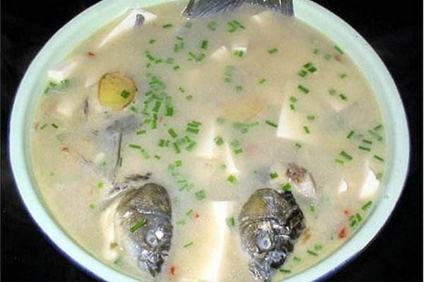 怀孕多喝这五种汤,孕妇喝鱼汤对胎儿有什么好处