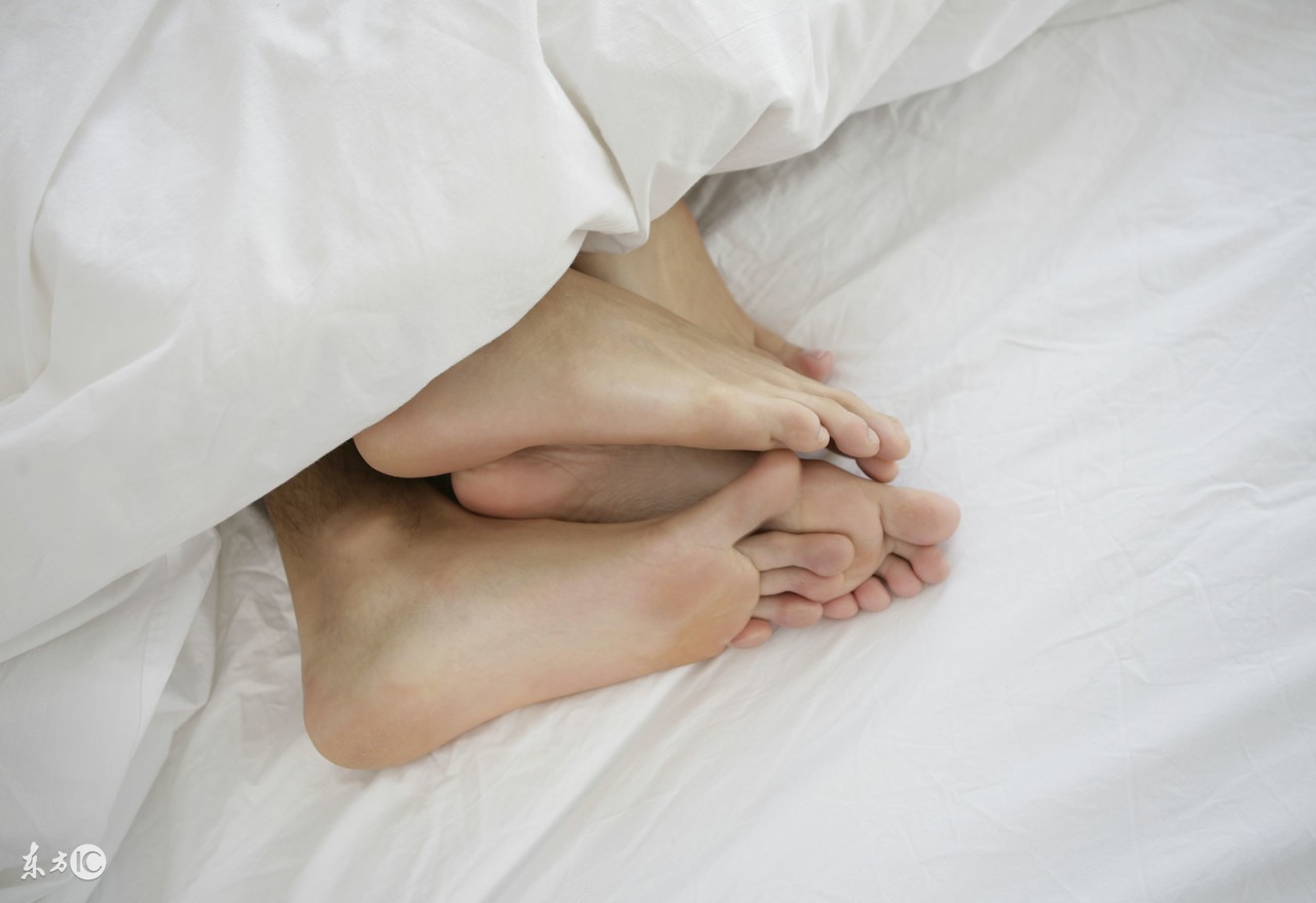 美甲、修眉、针灸、公共马桶到底有没有感染艾滋的风险？