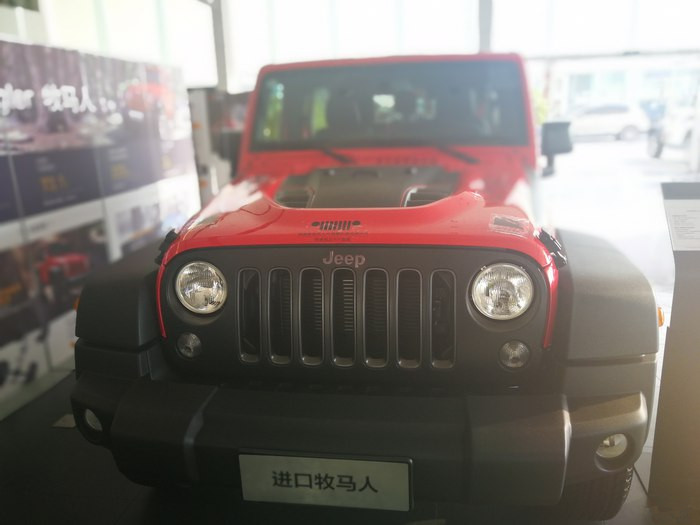 18年丰田霸道4.0试驾,丰田霸道4.0怎么选