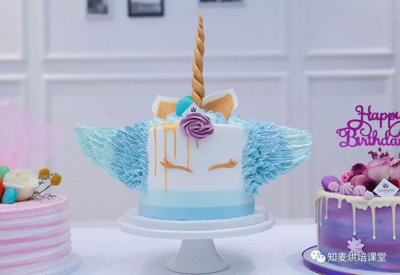 烘焙调色淡黄色配什么颜色,烘焙咖啡色调色方法