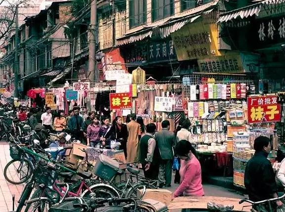 鱼说盐选｜没有网购的年代，成都人都在哪里淘货？