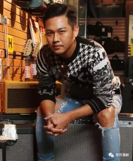 作为罗文徒弟却跟TVB有缘无份，曾在北京每天只花12元度日