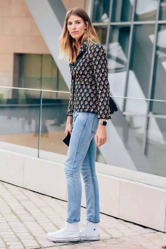 你还在迷恋Stan Smith啊？！ | 她们都换帆布鞋唻~