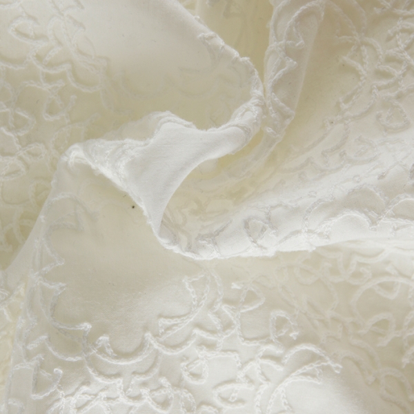 影响服装廓形的重要部位,影响服装颜色的因素