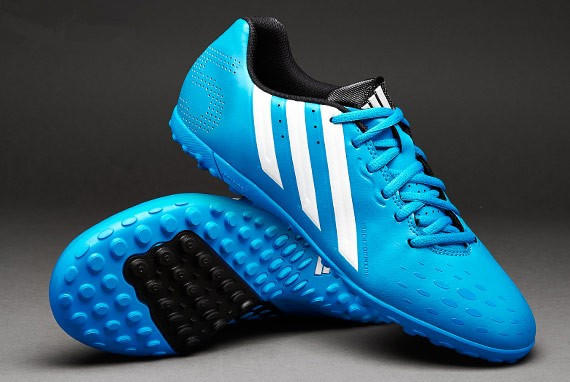 如何让你的女朋友爱上足球的视频,让女朋友彻底爱上足球