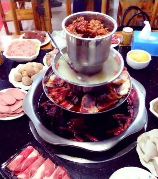 最近最火的重庆火锅,超霸气的火锅
