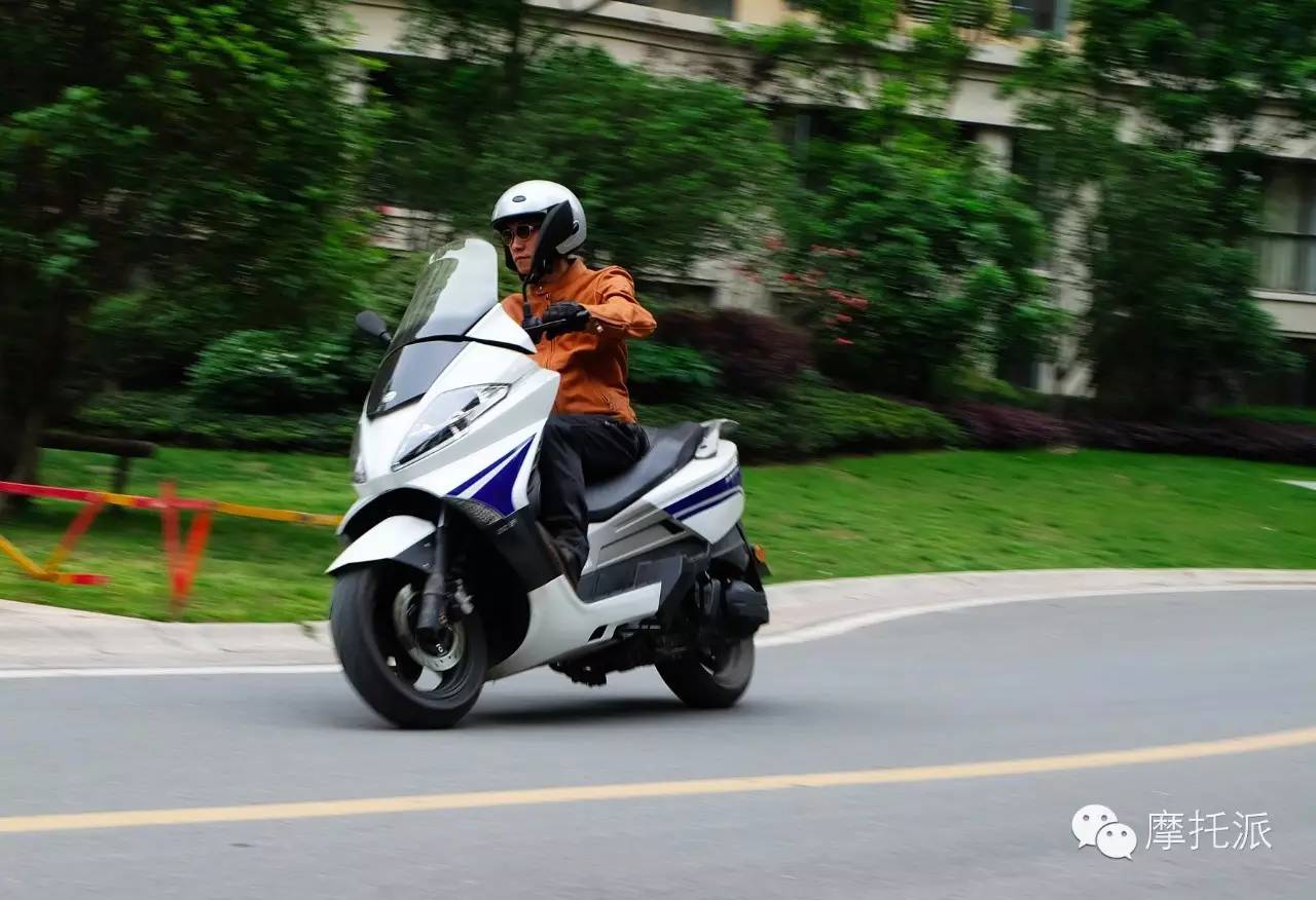 全国首测2016款银刃-刃在烧