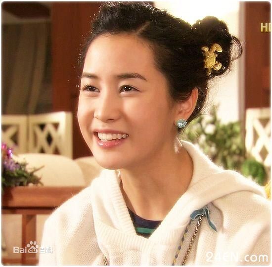 韩国最有气质的女神宋慧乔,那些年我们都追过的宋慧乔