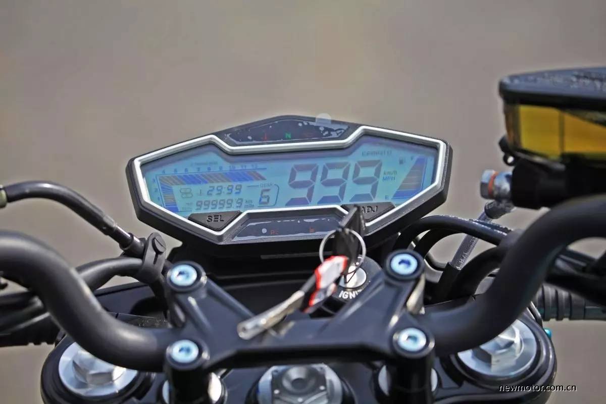 春风400nk实测最高时速是多少,春风400nk详细测评