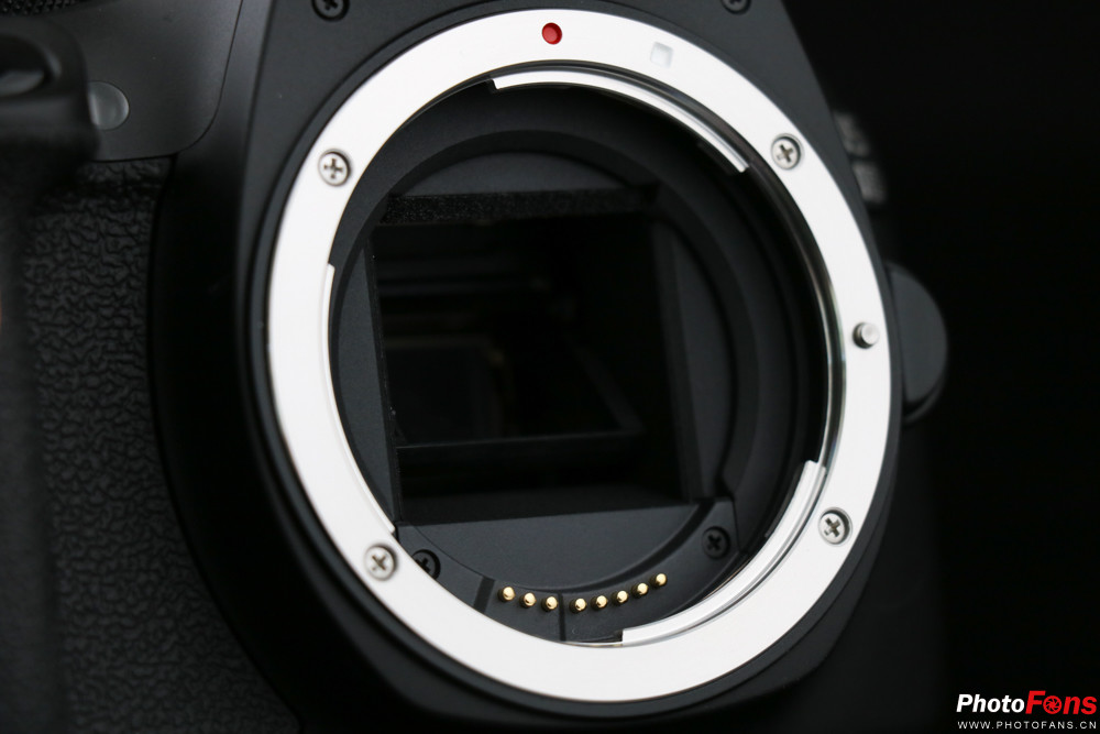 佳能eos1dxmarkiii,最适合新手的入门级单反佳能1300d