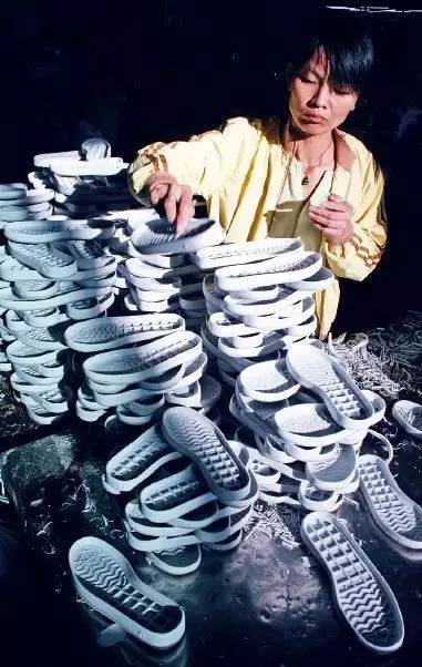 莆田鞋和正品鞋比较,莆田运动鞋质量好吗