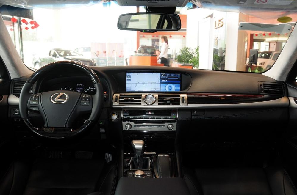 17款雷克萨斯ls460二手价格,二手ls460和辉腾哪个好