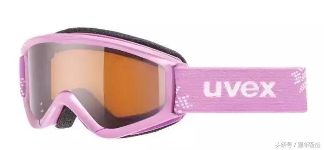 儿童滑雪必备物品清单,儿童滑雪需要自备什么装备