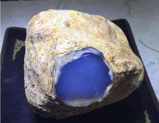 玉髓和玉的区别及鉴别方法,玉髓和玉的区别老梁