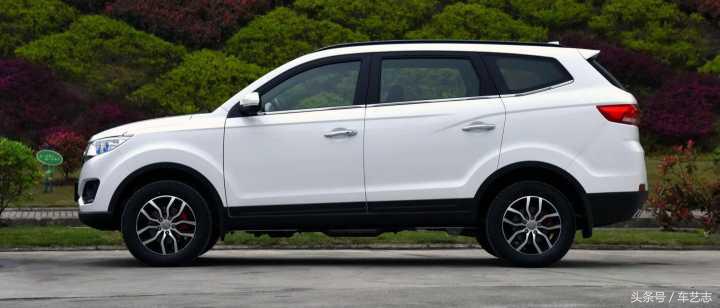 领克03后排能不能全平放倒睡觉 (国产suv可以放平睡觉的车)