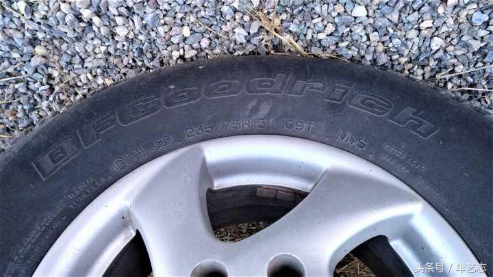 什么国产suv能在车里面睡觉 (领克03后排座椅放倒可以睡人吗)