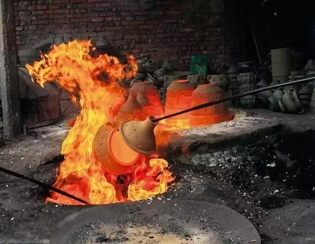 被誉为土与火的艺术，上个世纪竟然被拿来炼钢？