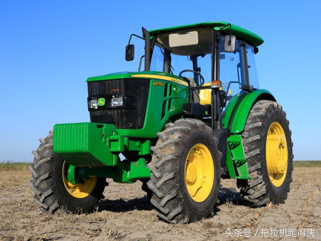两款约翰迪尔954拖拉机，价格相差3万，区别在哪里？