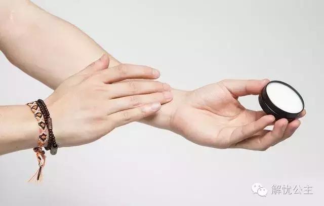 香膏是怎么用的 (香膏是怎么使用的)