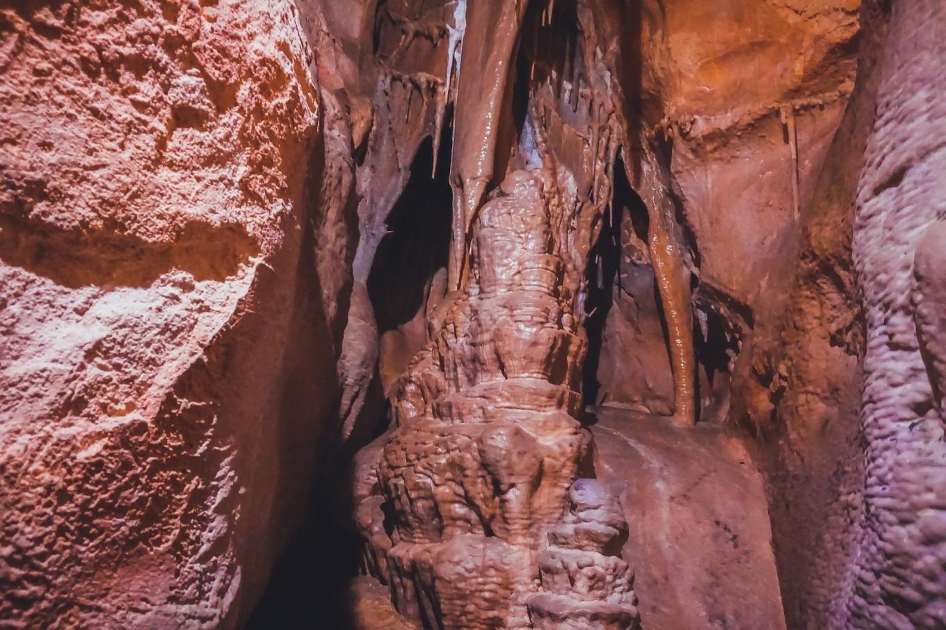 鍐呭崕杈惧窞鑻辨枃姝屾洸,鍐呭崕杈惧窞鐨勬瓕