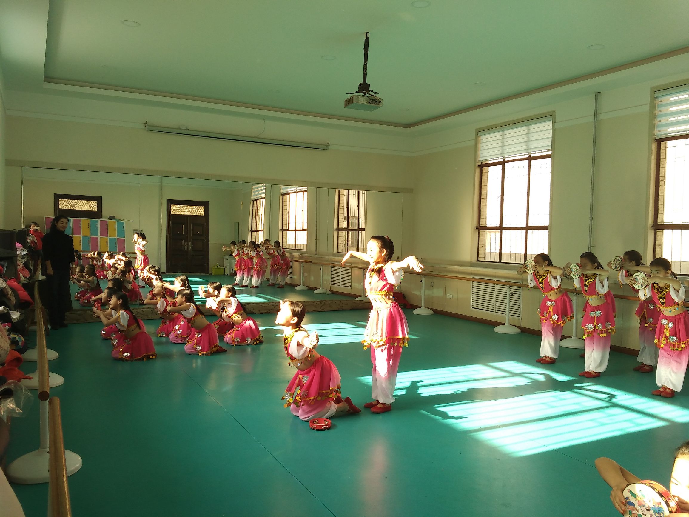 兰州七里河区硷沟沿小学,兰州市七里河区硷沟沿小学