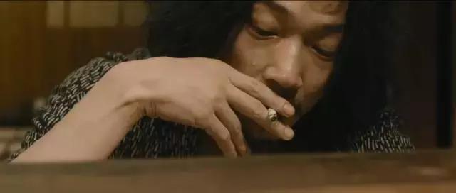 上周我们真的在电影院里住了两天