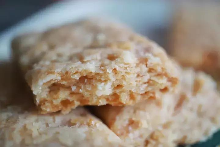 上瘾的零食推荐,咸蛋黄味的零食有哪些