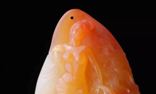 比钻石还贵的石头一克可以卖2亿,假如石头比钻石要贵