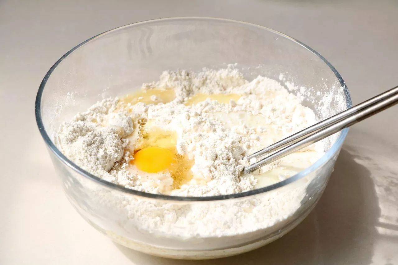 不用揉手套膜做吐司面包,吐司的做法不用黄油不用面包机