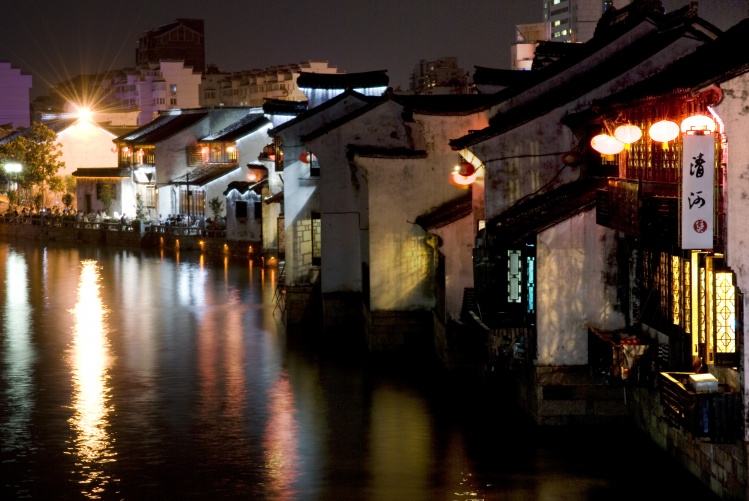 鏈堟渤鍙ら晣,娓哥帺鏈堟渤鍙ら晣