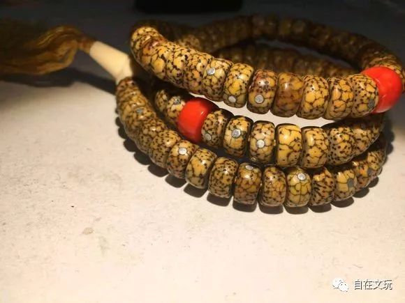 百年老星月菩提最极品的品相,藏式百年老星月菩提佛珠