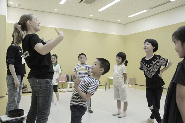 卓美招聘美容师,卓美招工