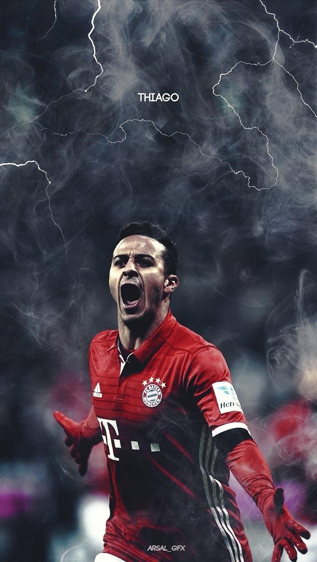 关于足球的炫酷手机壁纸,少年感的足球壁纸