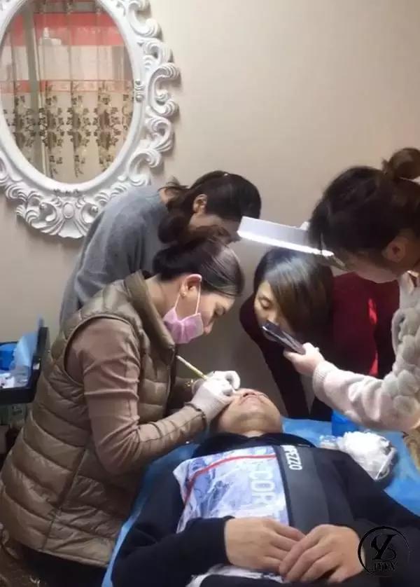 美瞳线不上色的原因以及补救方法,美瞳线不上色的表现及解决办法