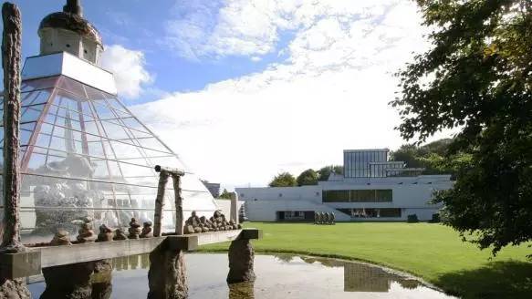 说到品牌设计你想到了什么,说到设计师你会想到什么呢