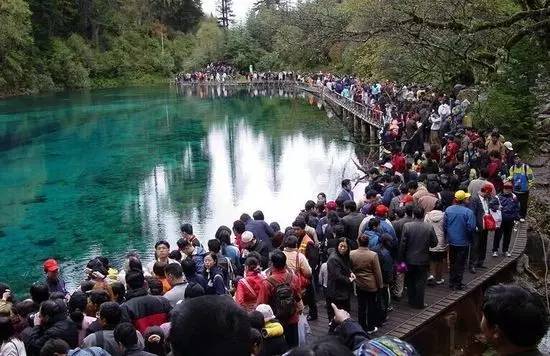 成都旅游人流量实时今天,成都旅游热