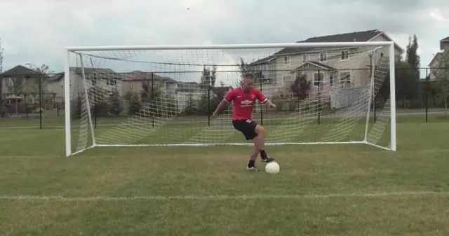 足球4人球感训练方法,新手怎么快速提高足球球感