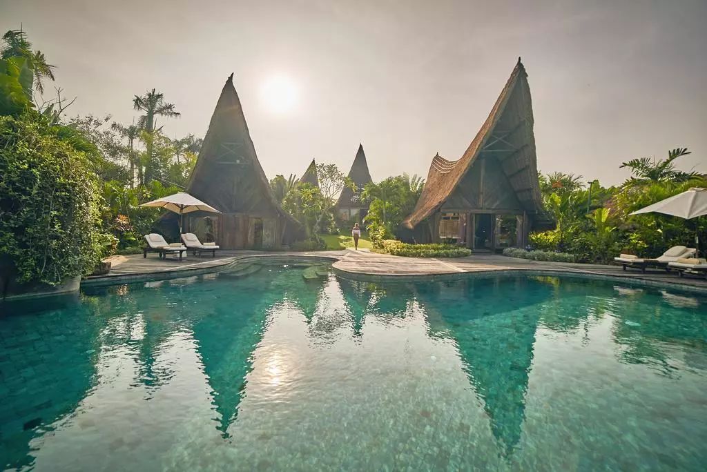 巴厘岛比较好的酒店有哪些,巴厘岛景色最好的酒店