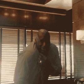 铿锵玫瑰绽放了!一场比赛40米吊射和蝎子摆尾都来了