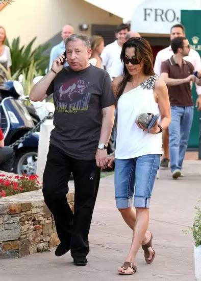 心疼！*疆新**妹子身上的这个痛，光看着就想上去抱抱！