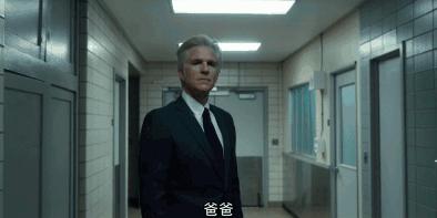 比起潘粤明与暗，他贡献了奥斯卡级的“分裂”，这电视剧玩得太大